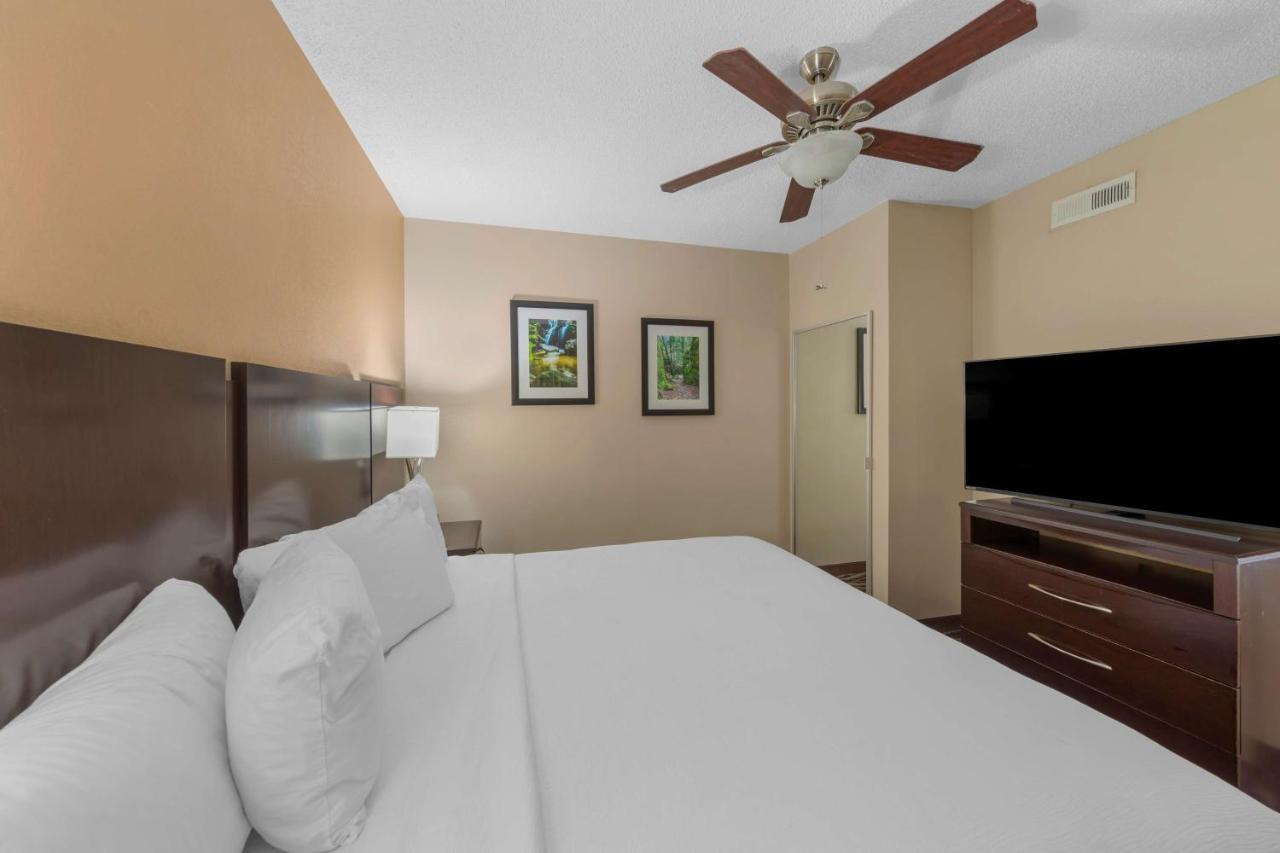 Best Western Plus Russellville Hotel & Suites Exterior photo