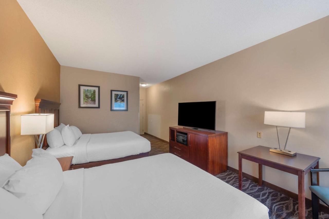 Best Western Plus Russellville Hotel & Suites Exterior photo