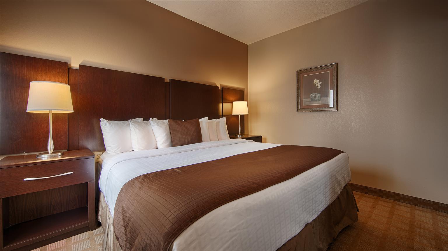 Best Western Plus Russellville Hotel & Suites Exterior photo